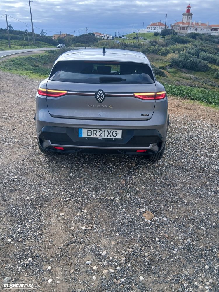 Renault Mégane E-Tech - 5