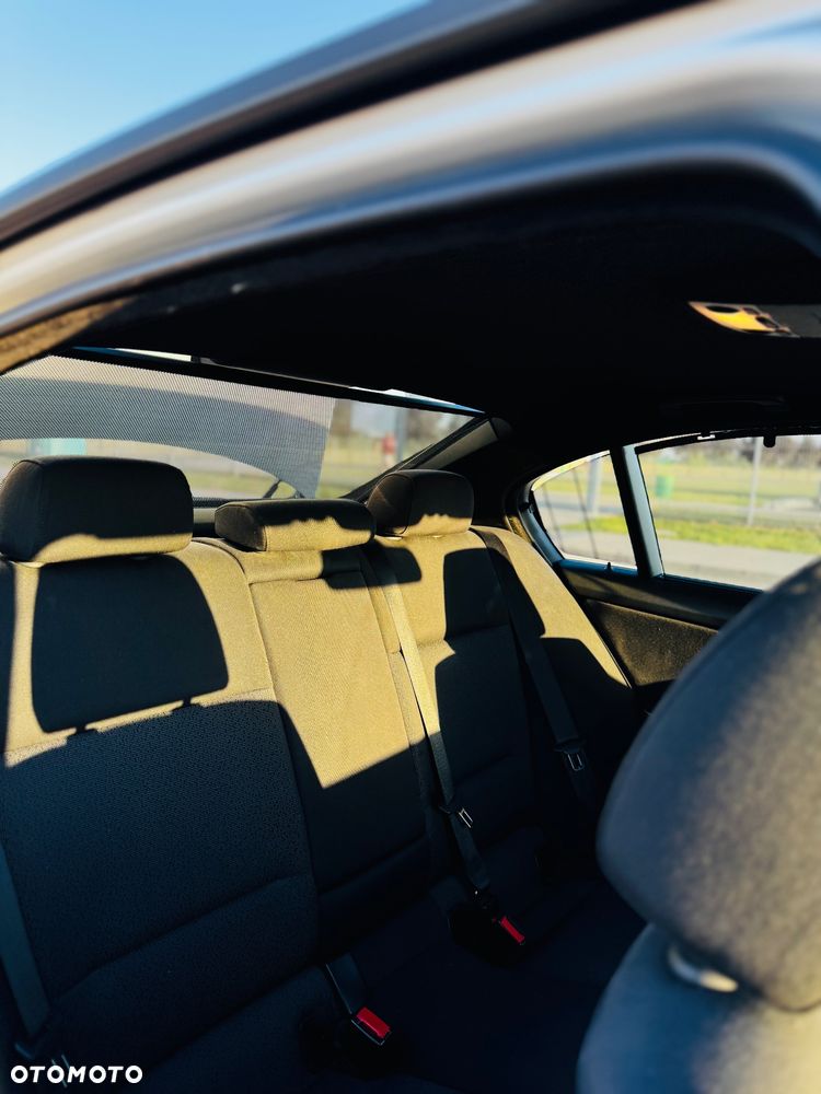 BMW Seria 3 - 31