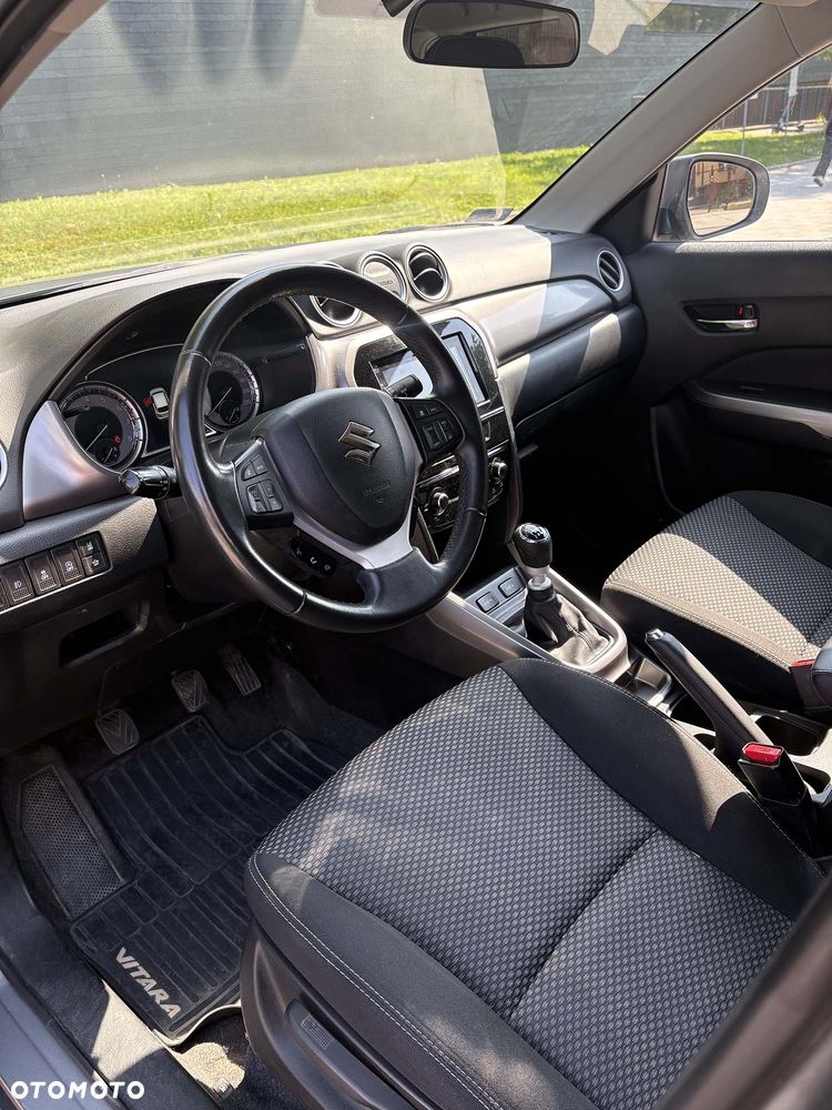 Suzuki Vitara - 12