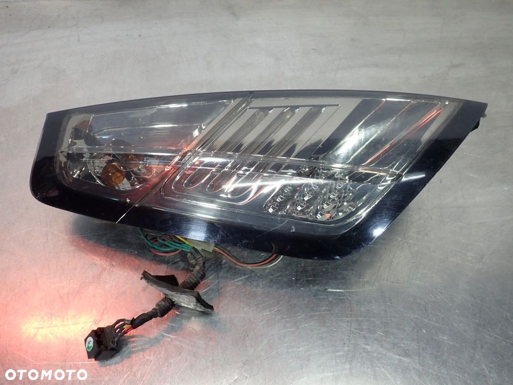 LAMPA LEWA TYLNA FIAT GRANDE PUNTO - 3