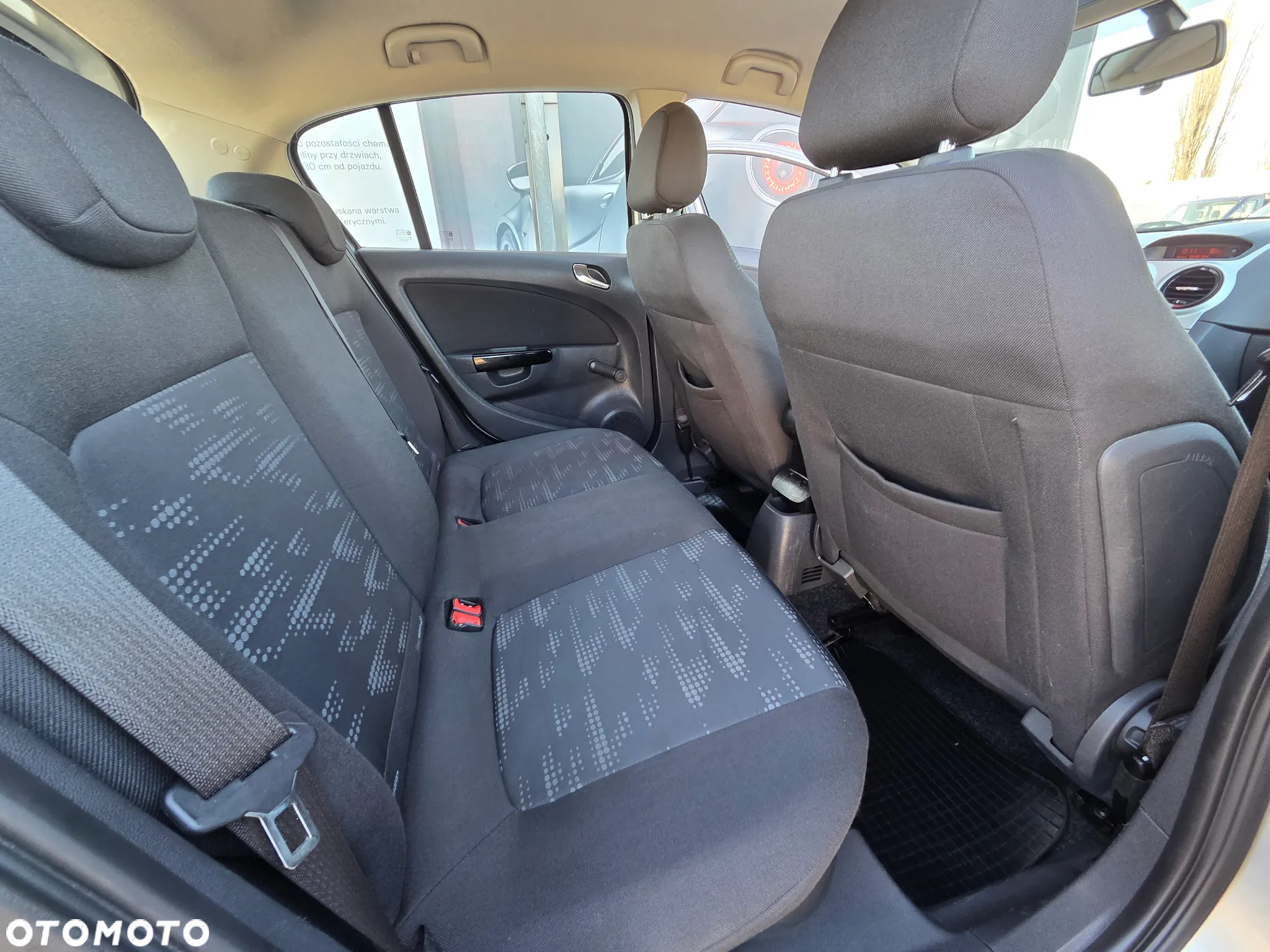 Opel Corsa 1.2 16V Catch me - 25