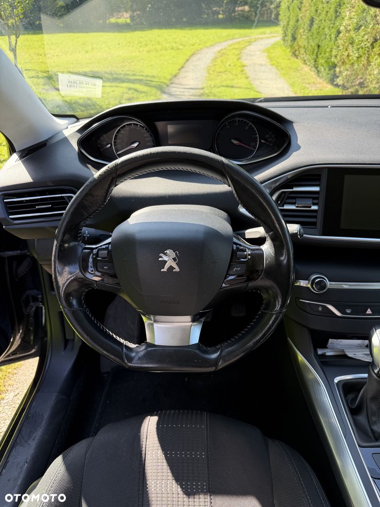 Peugeot 308 - 13