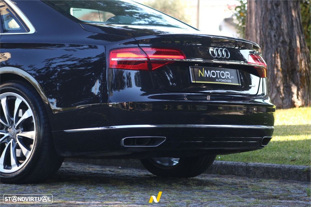 Audi A8 3.0 TDI V6 quattro Clean Diesel Exclusive - 8
