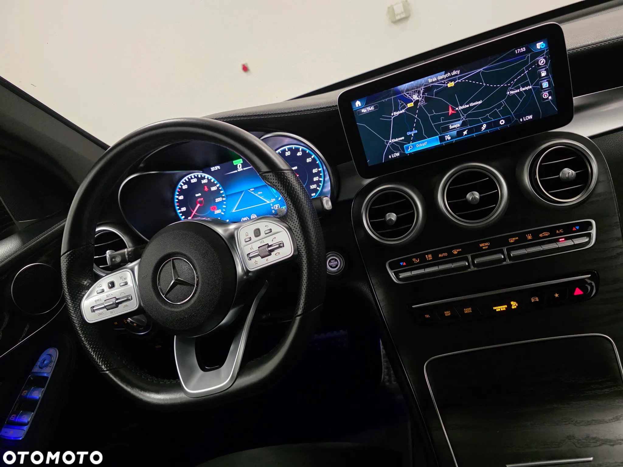 Mercedes-Benz GLC 300 d 4Matic 9G-TRONIC AMG Line Plus - 8