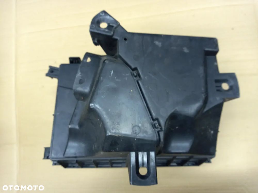 Volvo S60 V70 S80 XC70 2.0 t 2.4T 2.4 T obudowa filtra powietrza 8649673 - 4