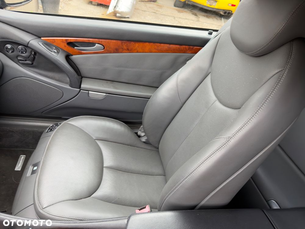 Mercedes-Benz SL 500 - 13
