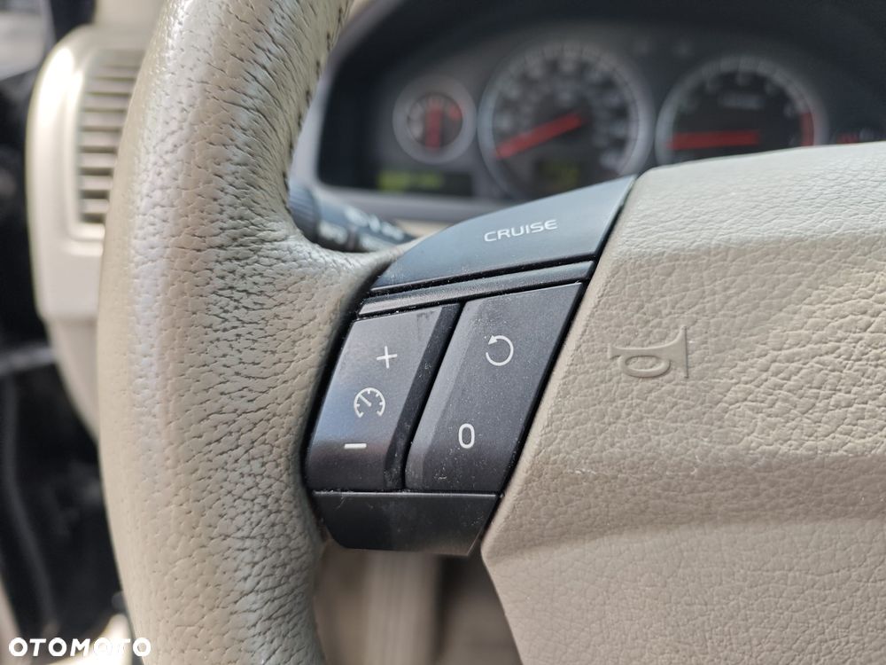 Volvo XC 90 2.5T Automatik Comfort - 22