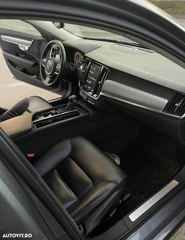 Volvo V90 D3 Momentum - 9