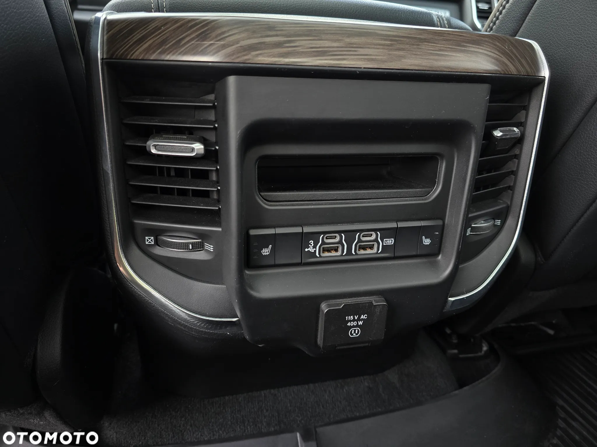 RAM 1500 - 15