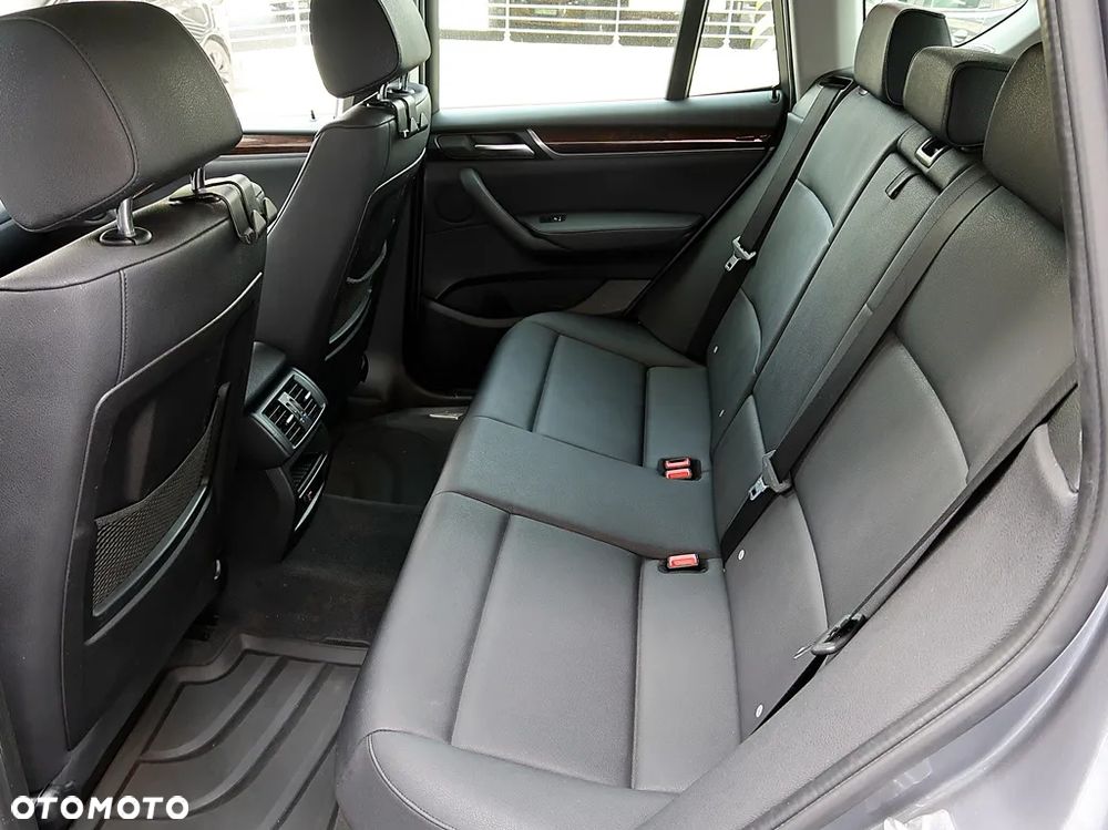 BMW X3 28i xDrive - 12