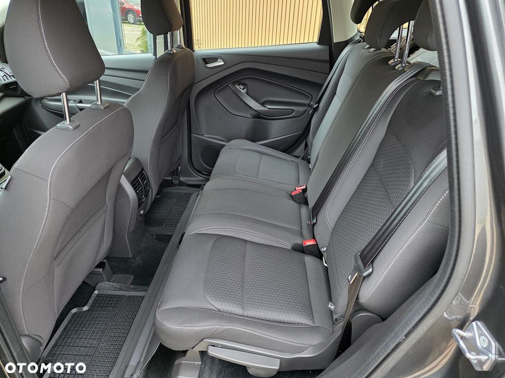 Ford Kuga - 15