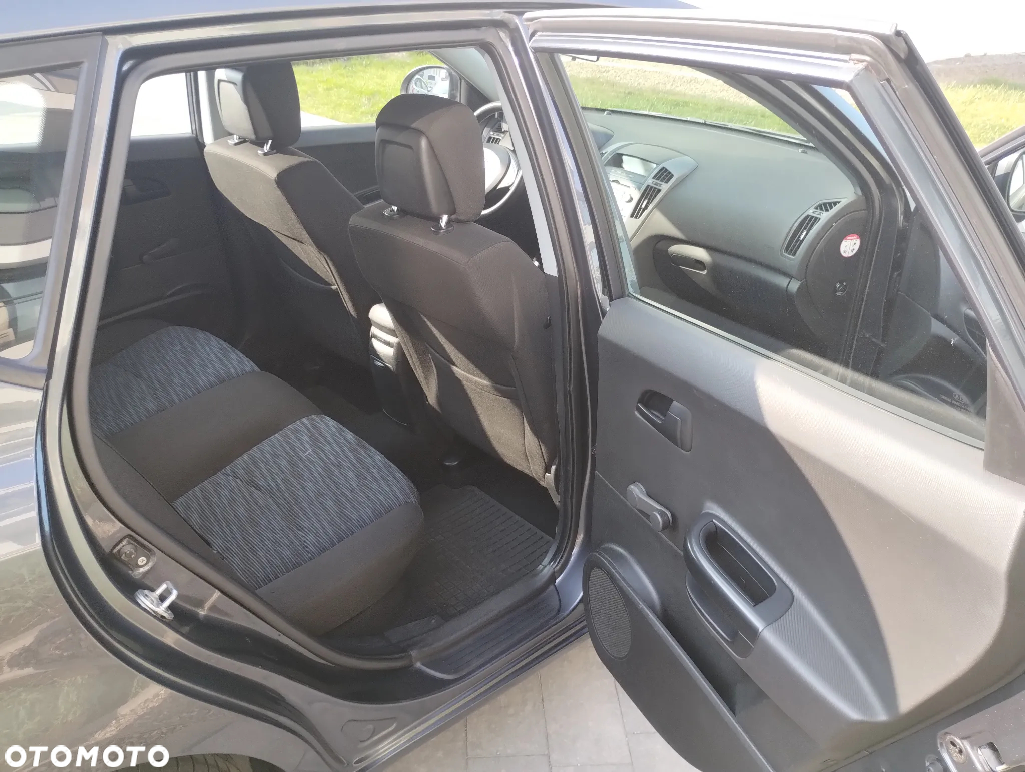 Kia Ceed Cee'd 1.6 Comfort + - 9