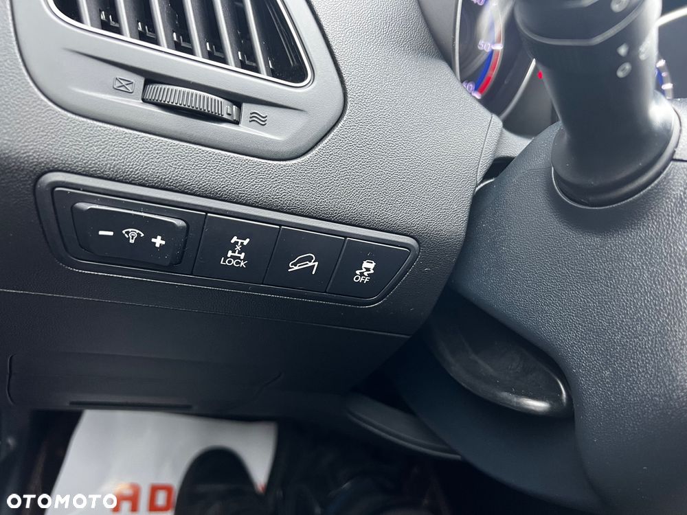 Hyundai ix35 2.0 CRDi 4WD Automatik Finale Gold - 12