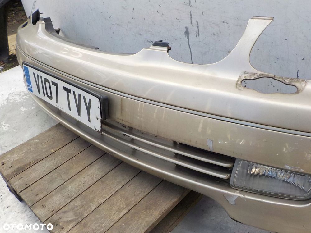678 LEXUS GS300 ZDERZAK PRZÓD PRZEDNI - 8