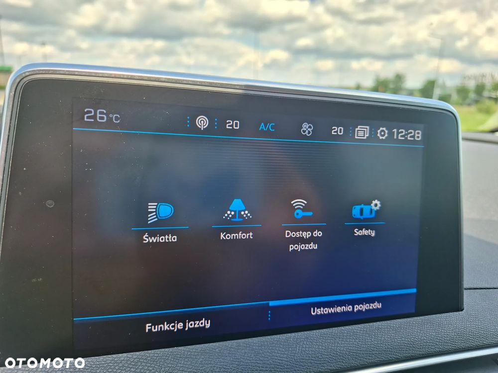 Peugeot 5008 - 37
