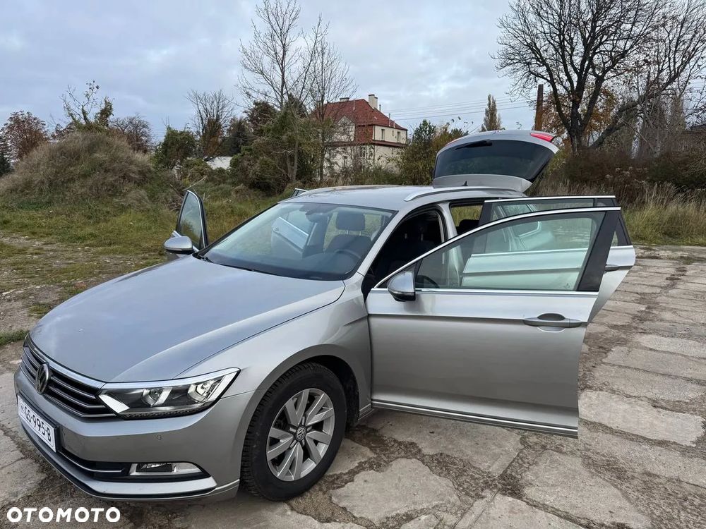 Volkswagen Passat 1.6 TDI BMT Comfortline - 15
