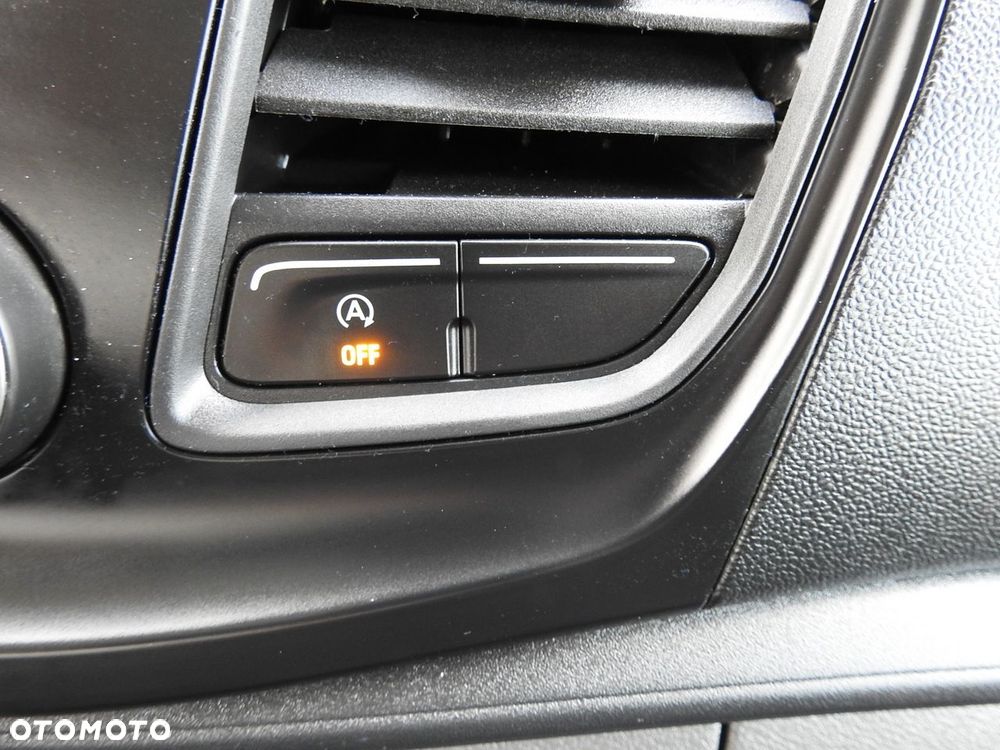 Ford TRANSIT CHŁODNIA KONTENER 0*C ZASILANIE 230V TEMPOMAT KLIMATYZACJA BLIŹNIACZE KOŁA  170KM - 37