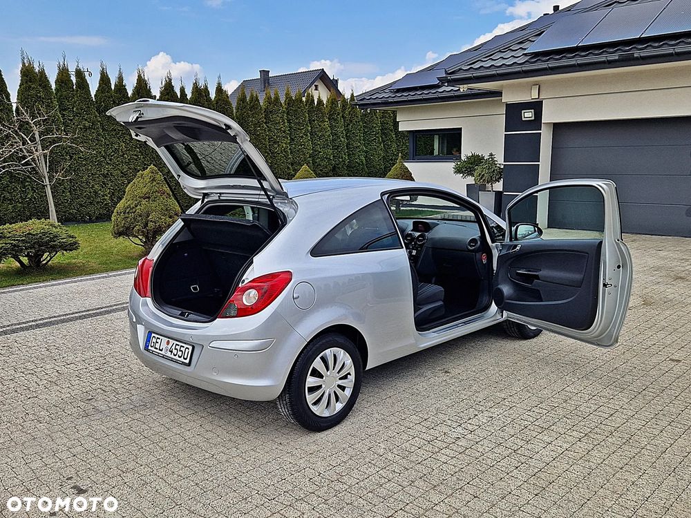 Opel Corsa - 10