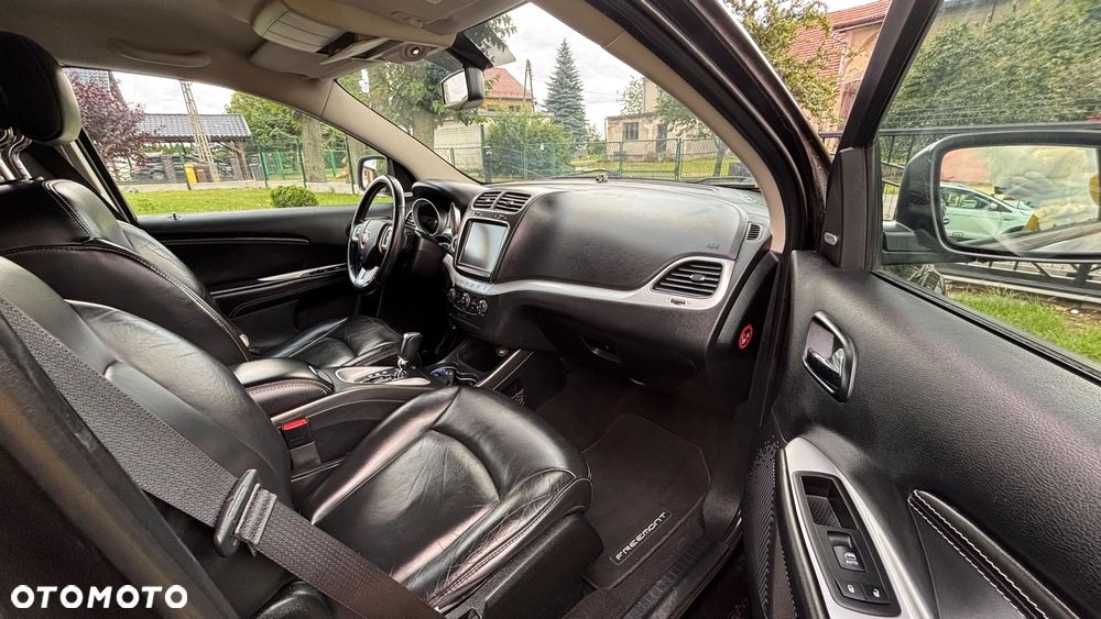 Fiat Freemont 2.0 Multijet 16V DPF Automatik Allrad Black Code - 15
