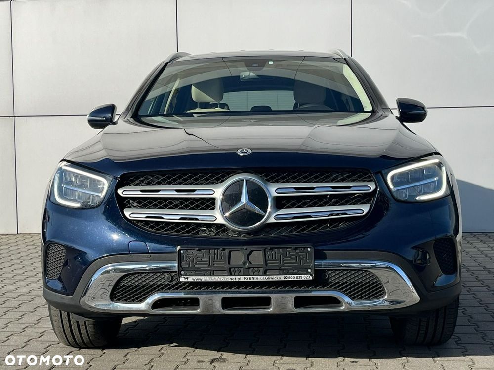 Mercedes-Benz GLC 300 e 4-Matic Business Edition - 6