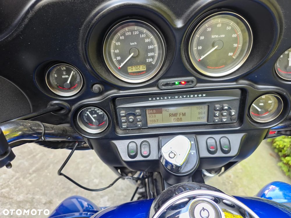 Harley-Davidson FLHT Electra Glide Standard - 5