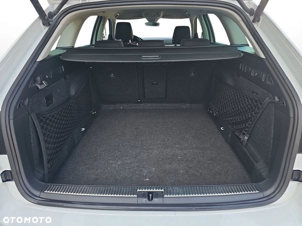 Skoda Superb 2.0 TDI SCR Style DSG - 14