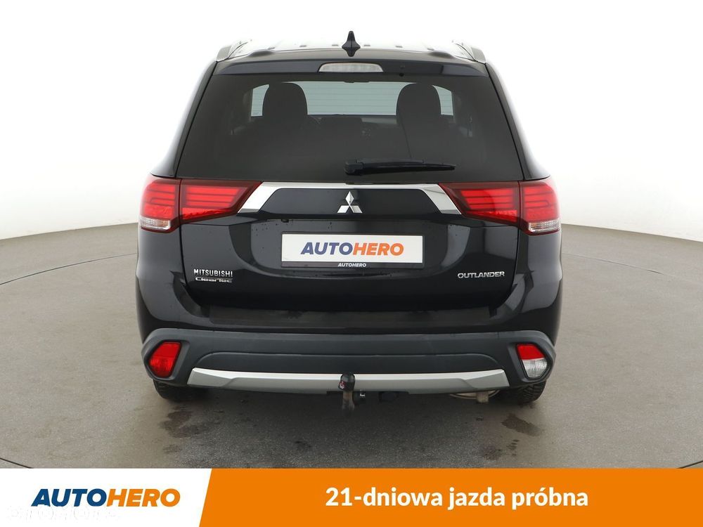 Mitsubishi Outlander - 5