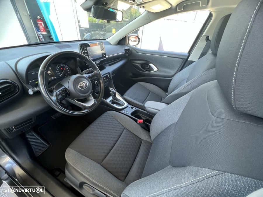 Toyota Yaris 1.5 HDF Comfort Plus - 19