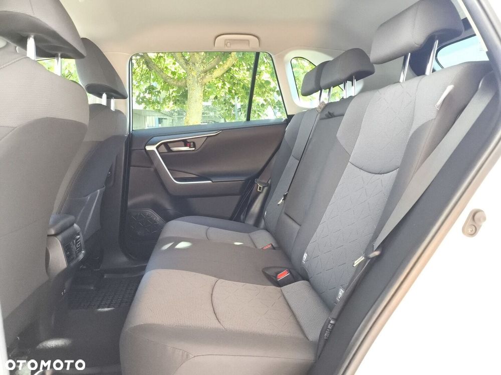 Toyota RAV4 2.0 Comfort 4x2 - 26