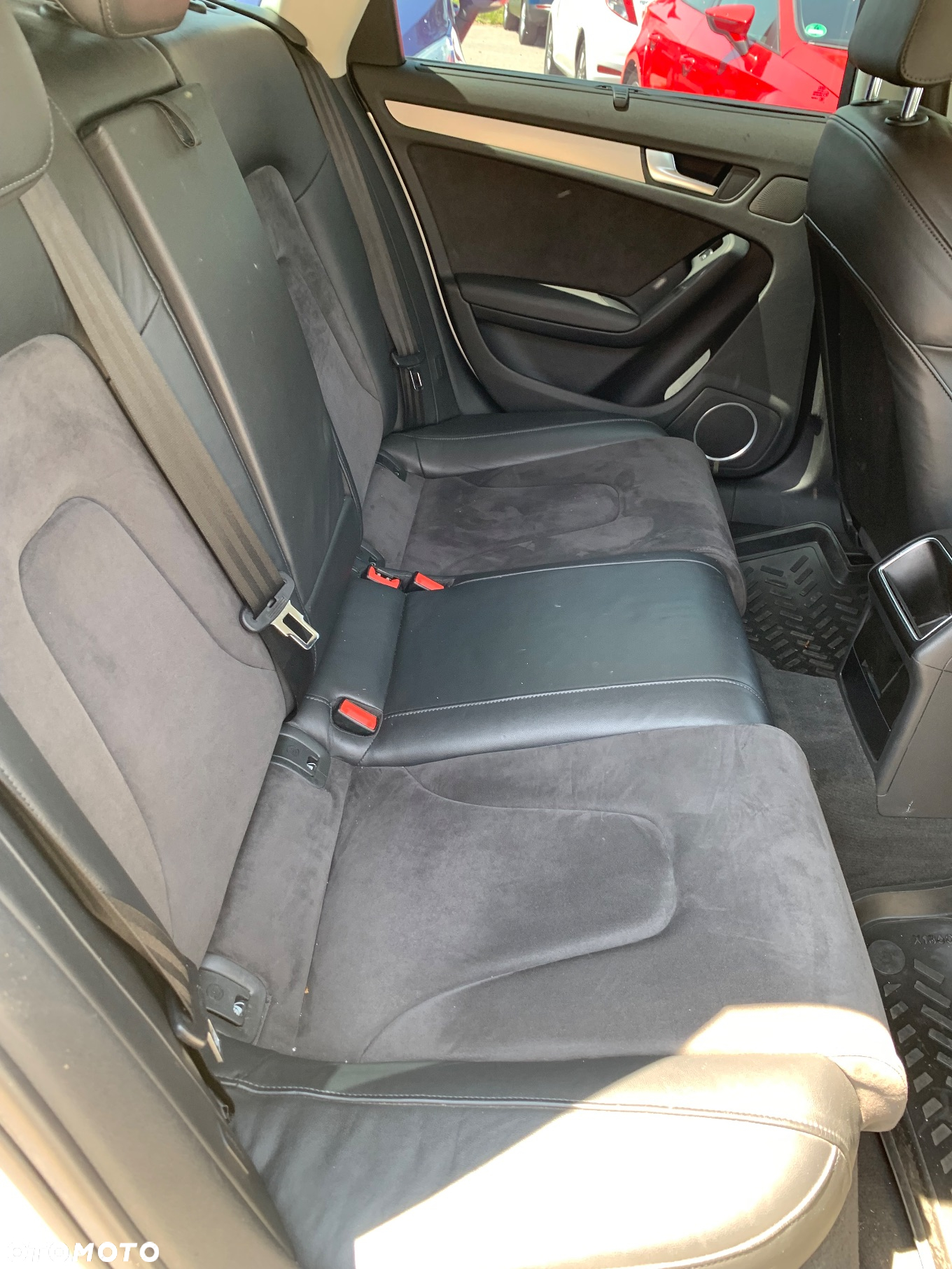 Audi A4 Avant 2.0 TDI DPF Attraction - 13