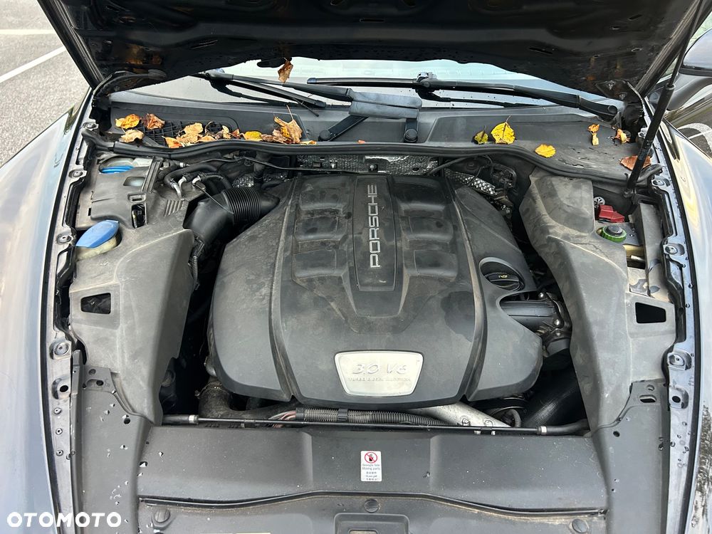 Porsche Cayenne - 9