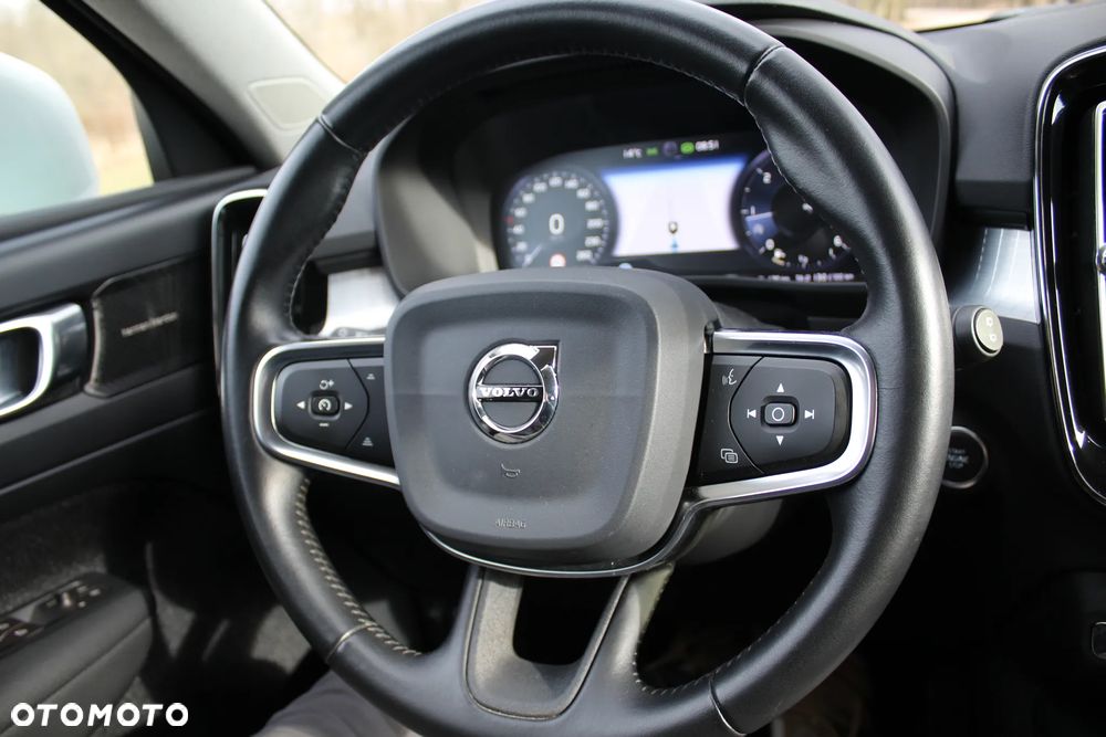 Volvo XC 40 D3 Momentum Pro - 31