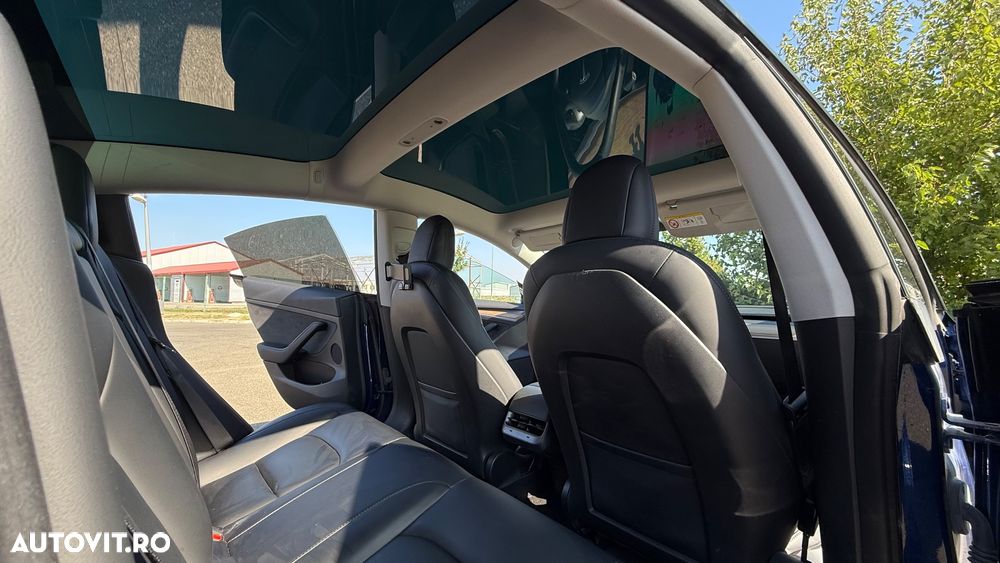 Tesla Model 3 - 19