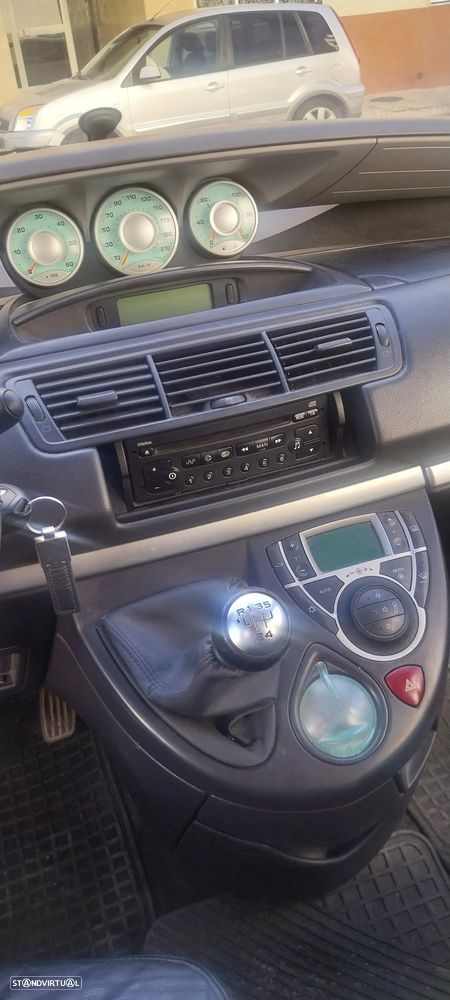 Peugeot 807 - 13