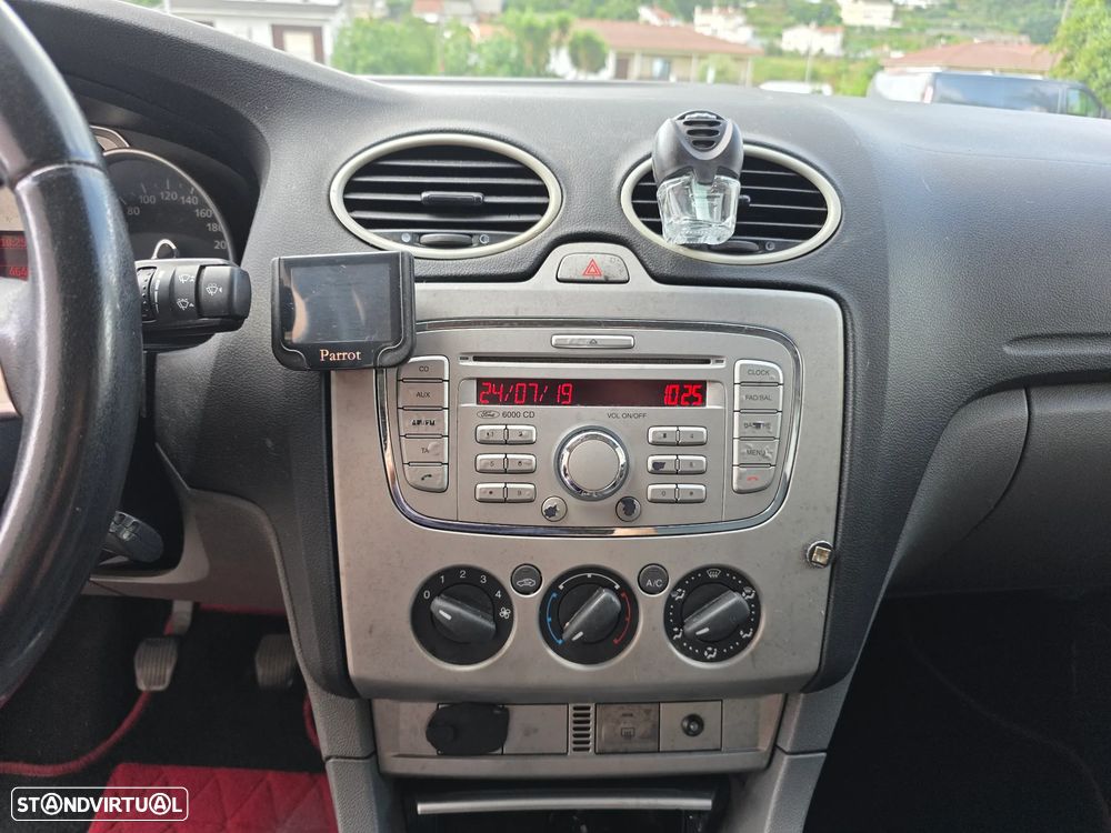 Ford Focus SW 1.6 TDCi Connec. - 10
