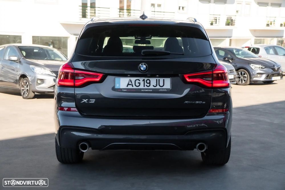 BMW X3 30 e xDrive Pack M - 11