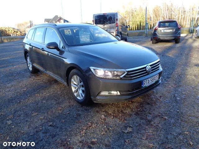 Volkswagen Passat 2.0 TDI BMT Comfortline DSG - 9