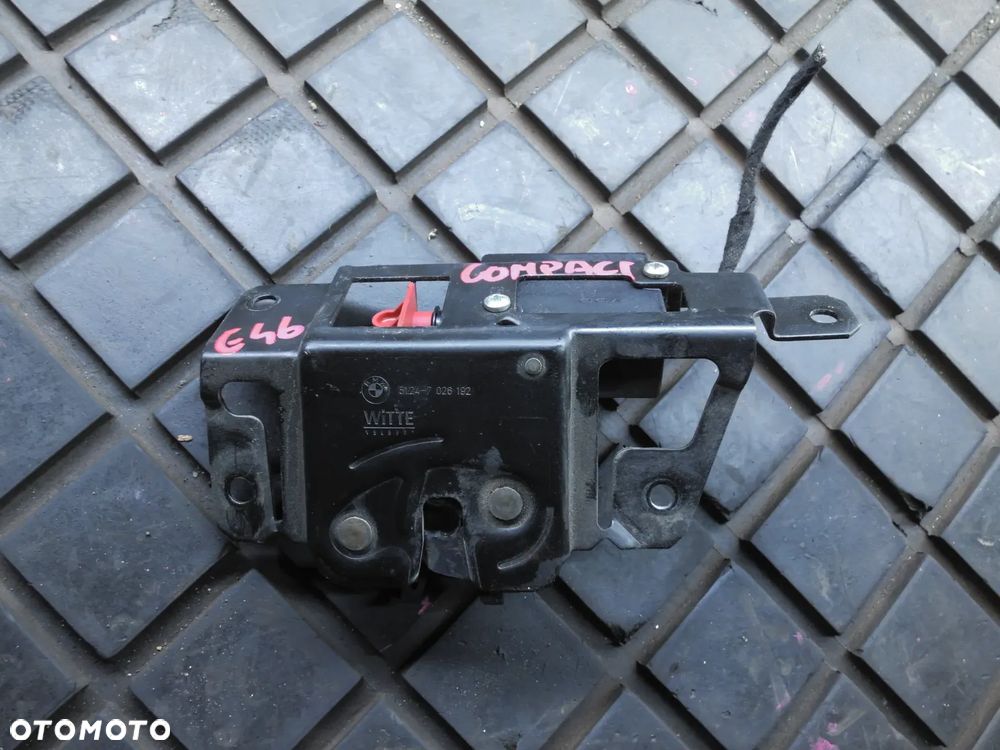 BMW E46 COMPACT ZAMEK BAGAŻNIKA 51247026192 - 3