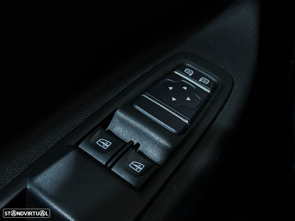 Renault Zoe (c/ Bateria) Zen 50 - 41