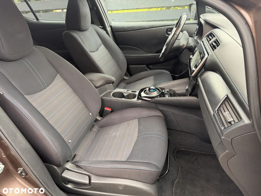 Nissan Leaf 40kWh Tekna - 9