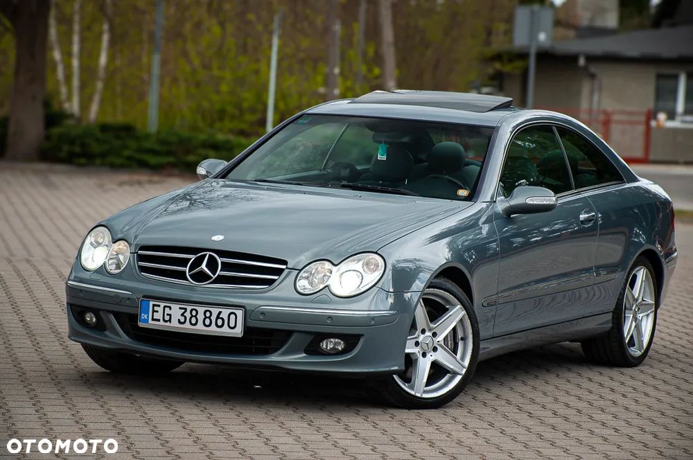 Mercedes-Benz CLK 350 7G-TRONIC Avantgarde - 11