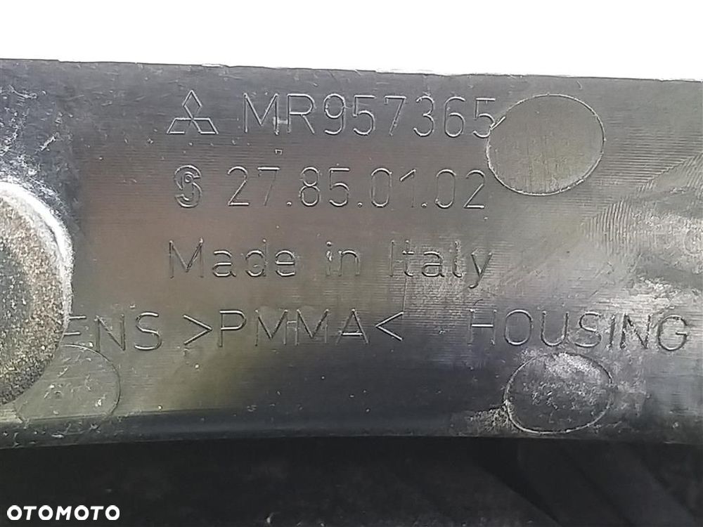 Lampa lewa tylna tył Mitsubishi Colt Z30 2004-2012 MR957365 ORYGINAŁ EUROPA - 5