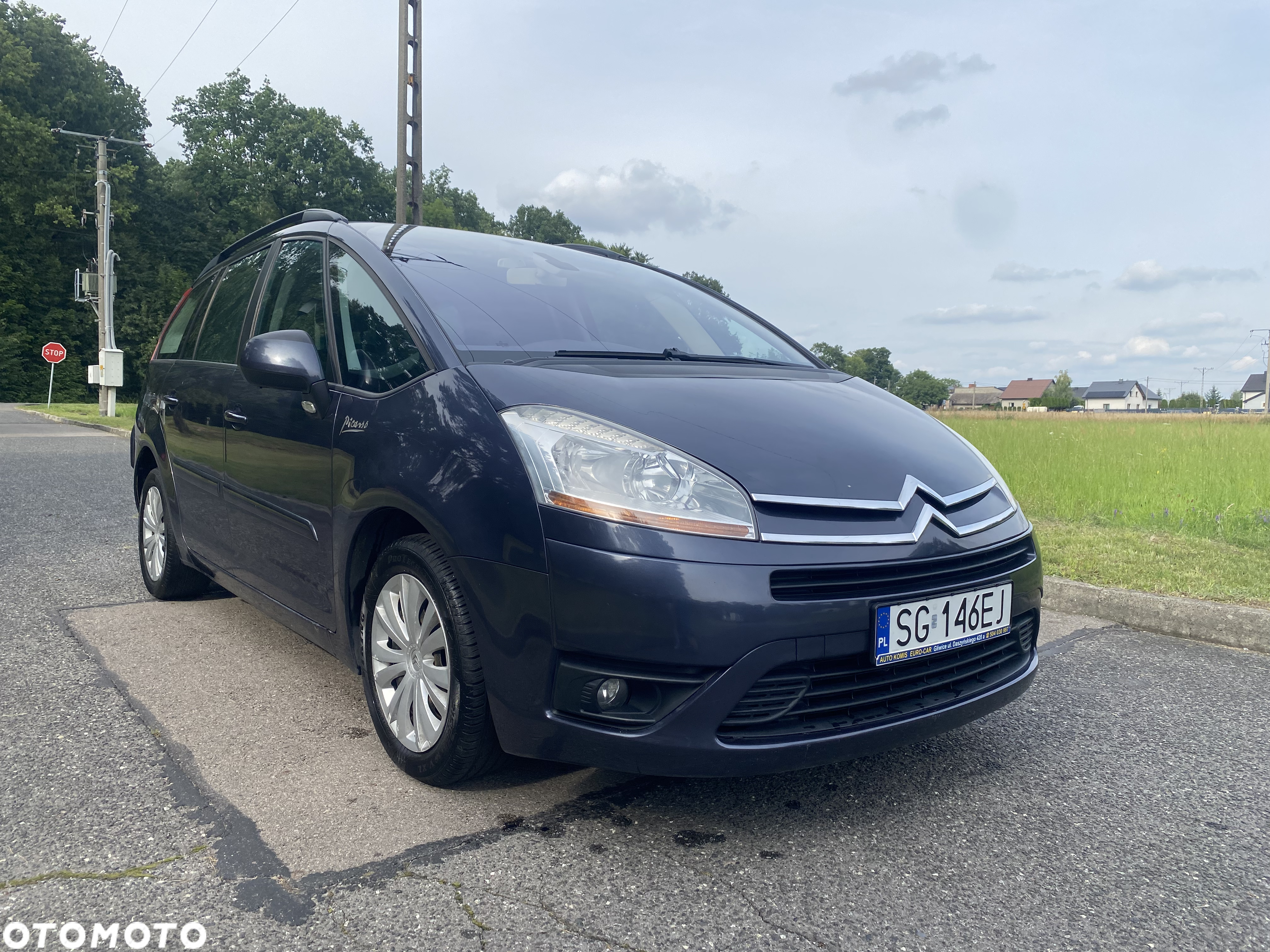 Citroën C4 Grand Picasso 1.8 16V Confort - 2