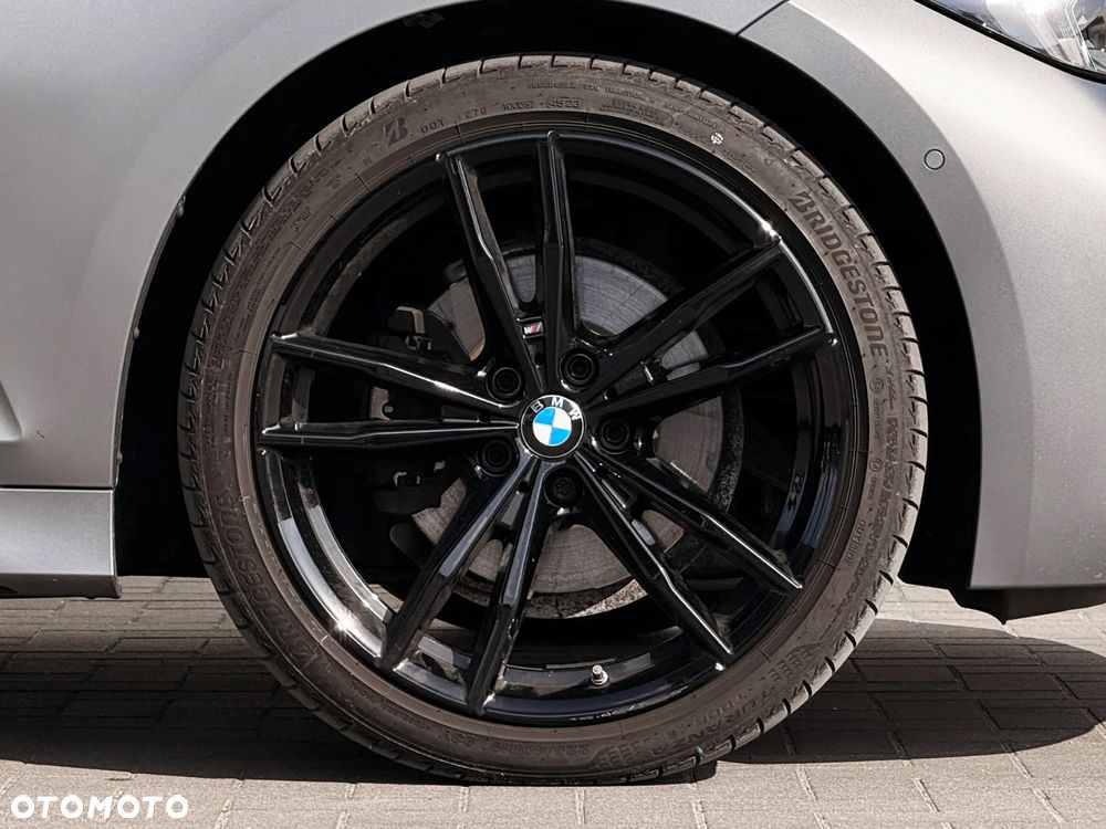 BMW Seria 3 320d xDrive M Sport sport - 14