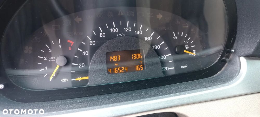 Mercedes-Benz Viano - 7