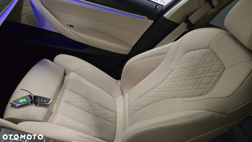 BMW Seria 5 - 31