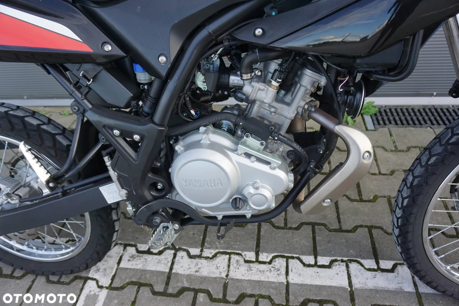 Yamaha WR - 9