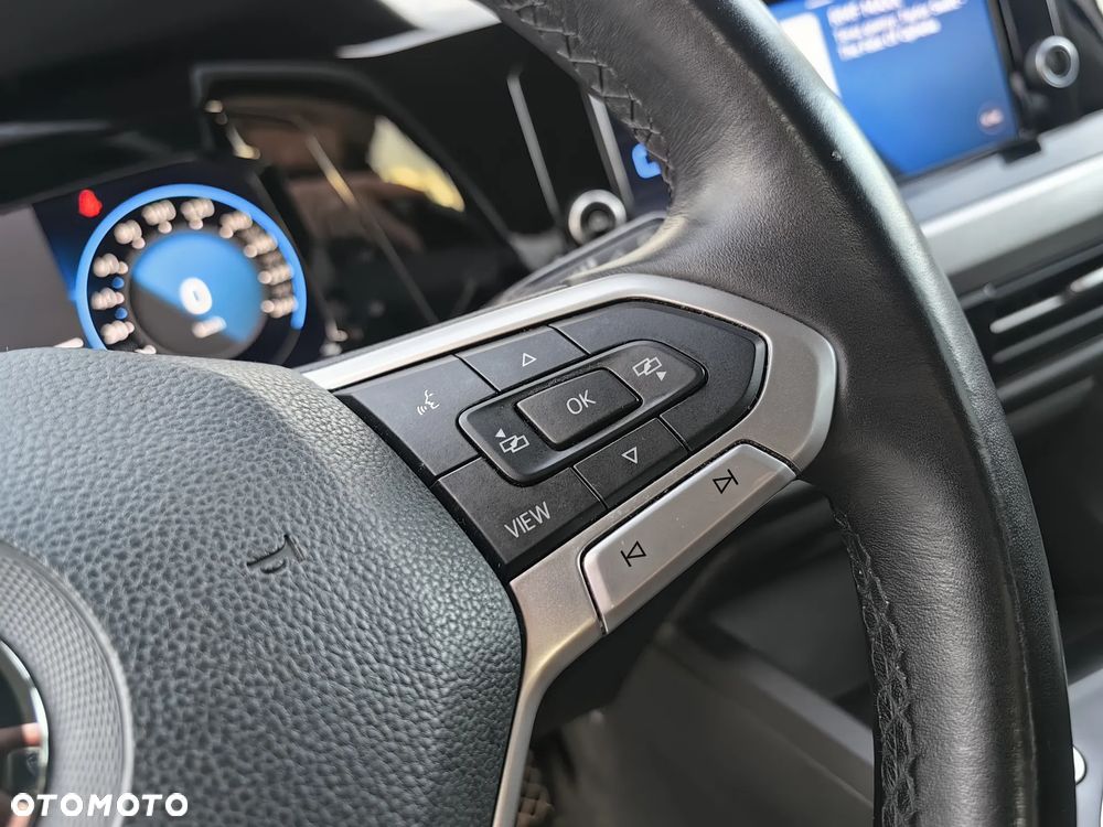 Volkswagen Golf Variant 1.5 TSI BMT Highline - 11
