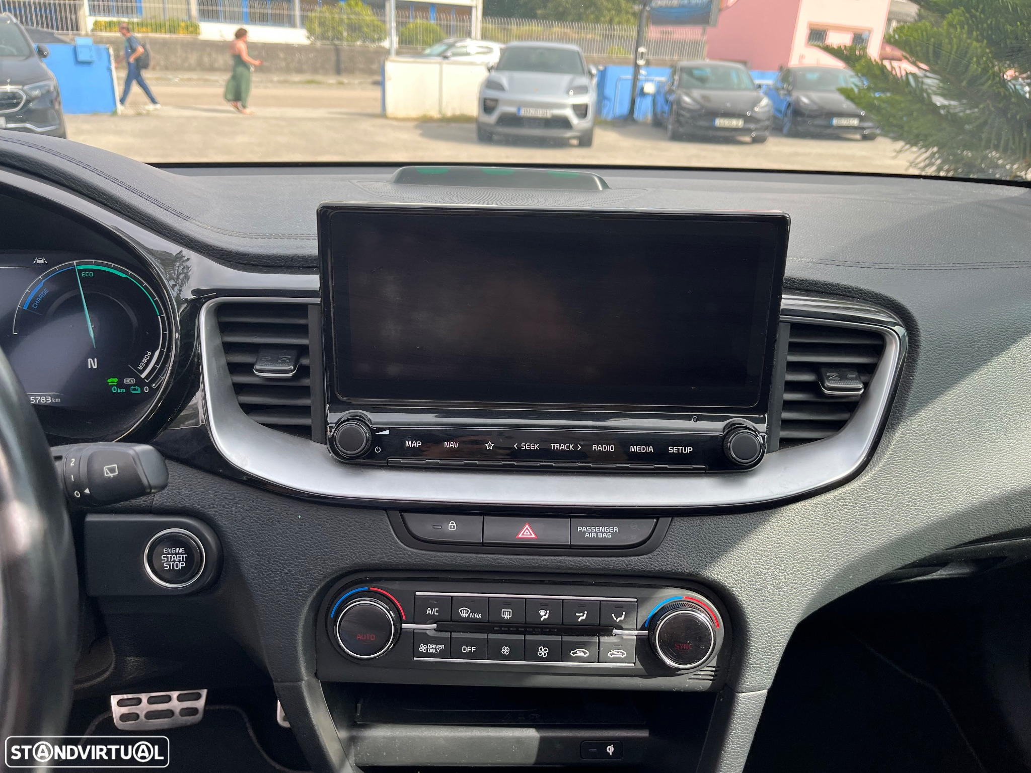 Kia XCeed 1.6 GDi PHEV Tech - 33