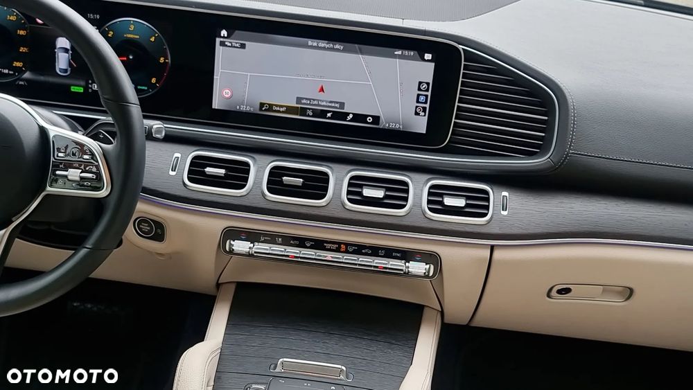 Mercedes-Benz GLE 300 d 4-Matic Premium - 37